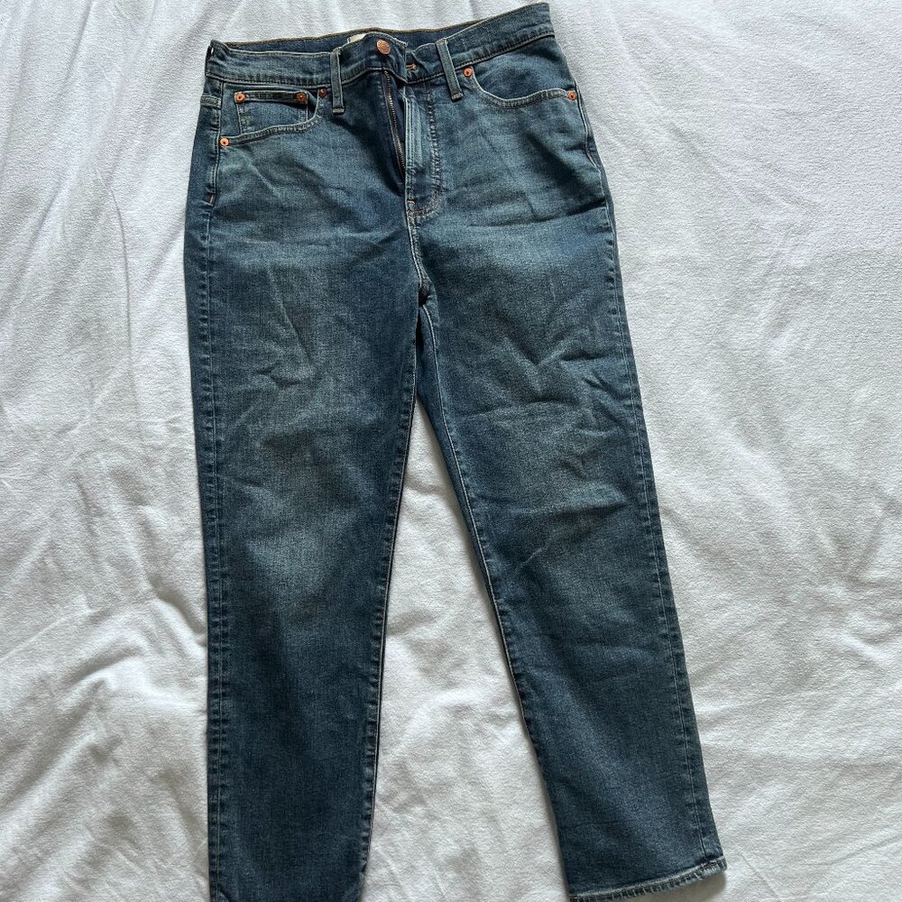 Madewell High-Rise Straight Jeans in Dark Blue Wash